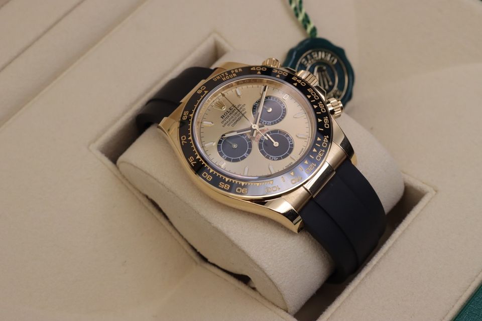 Rolex Daytona 126518 LN Image 2
